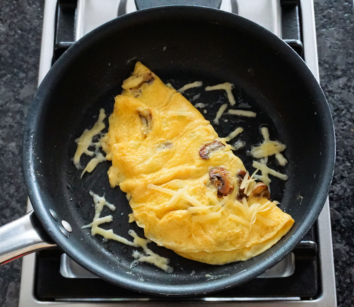 Cheese And Mushroom Omelette | Recipe | Cuisine Fiend